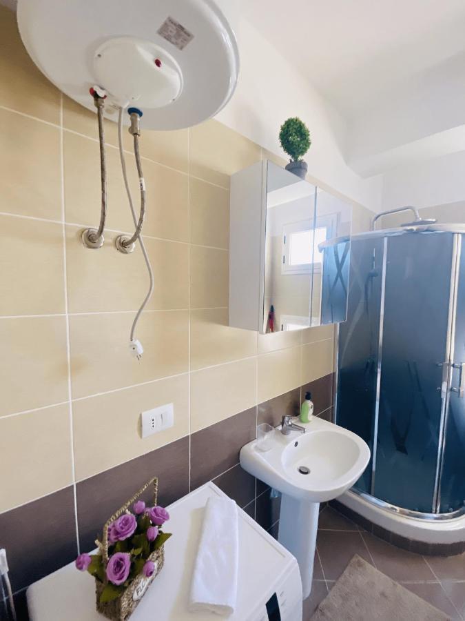 Madernas Bernad Apartment Orikum Kültér fotó