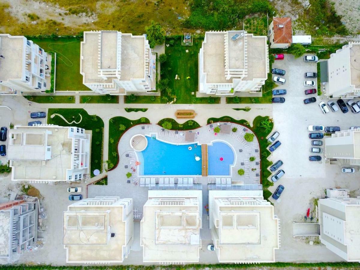 Madernas Bernad Apartment Orikum Kültér fotó